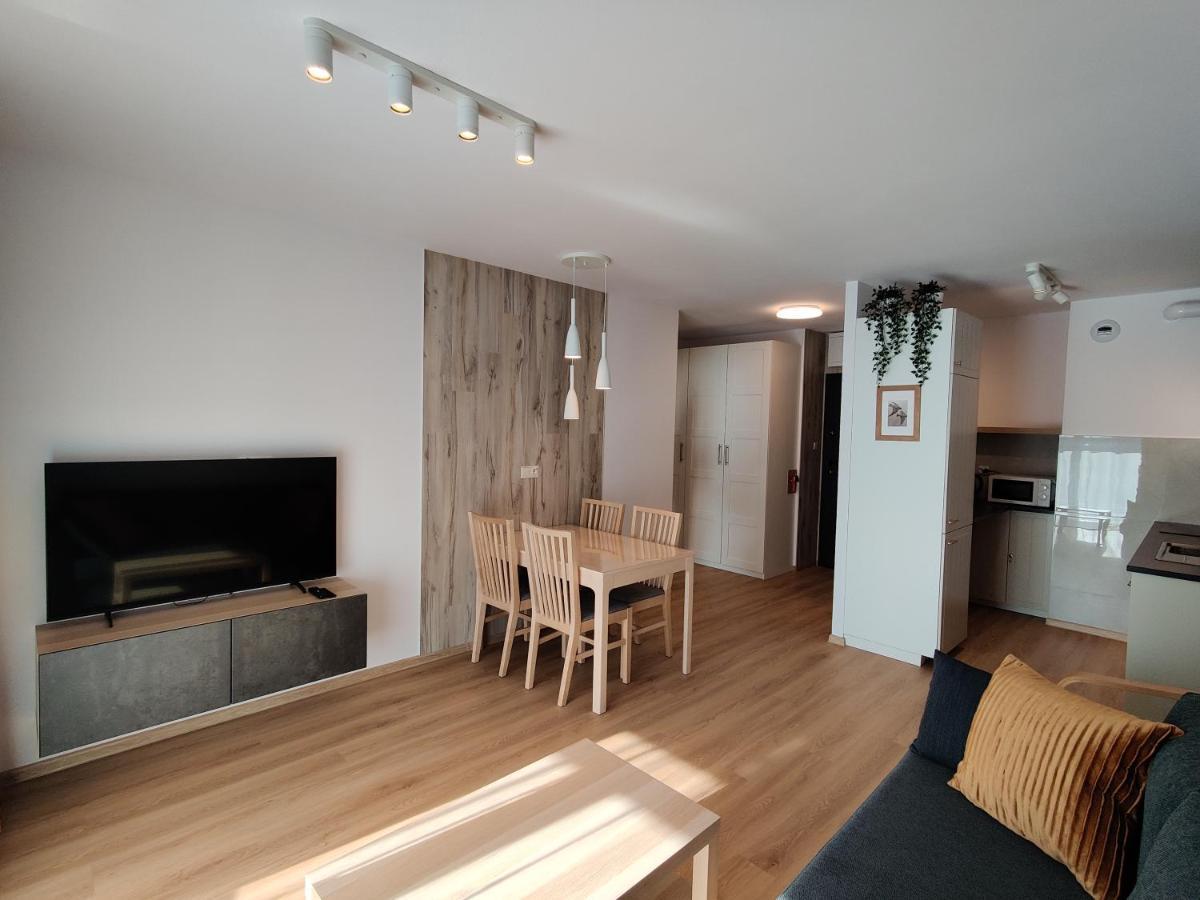 Panda Apartment Вроцлав Екстериор снимка