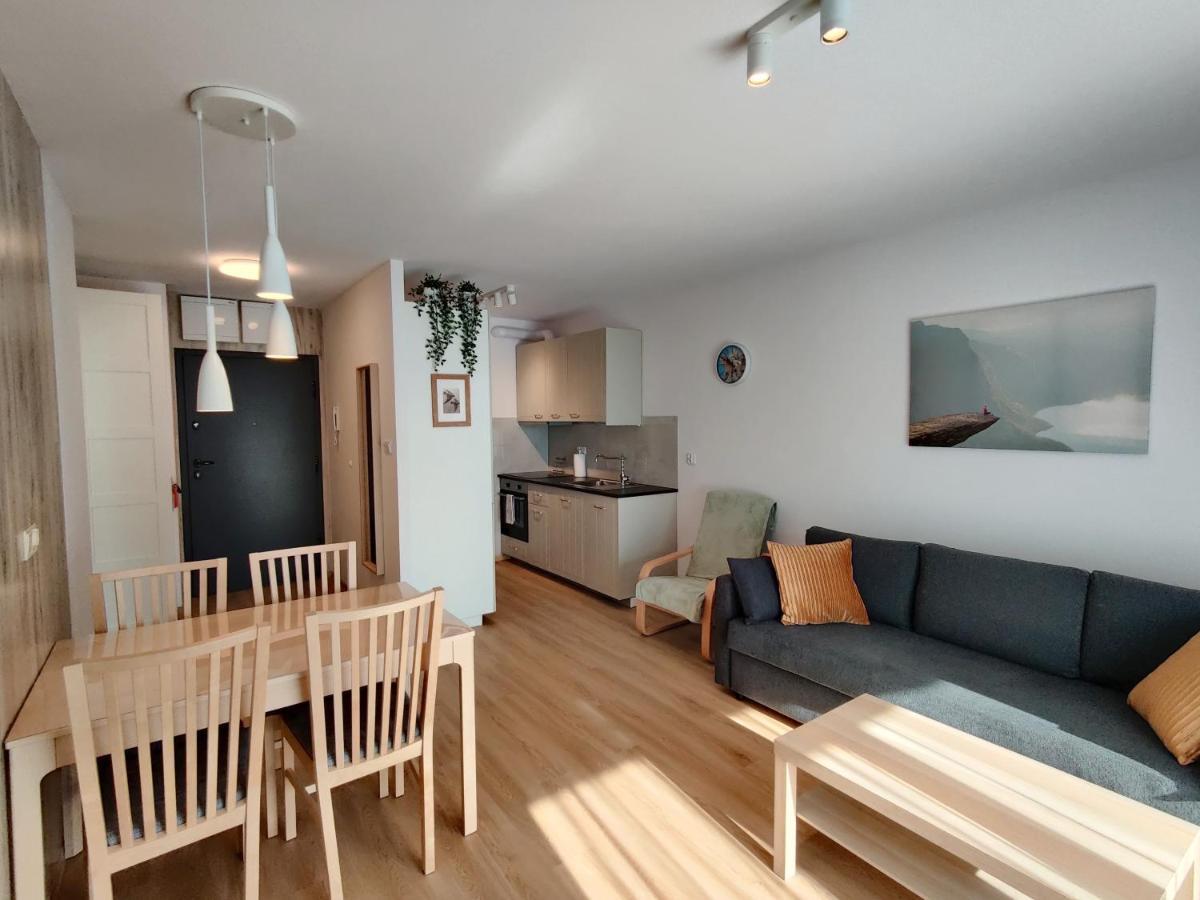 Panda Apartment Вроцлав Екстериор снимка