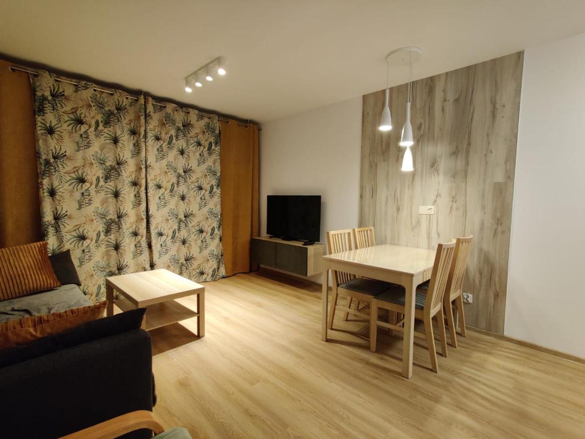Panda Apartment Вроцлав Екстериор снимка